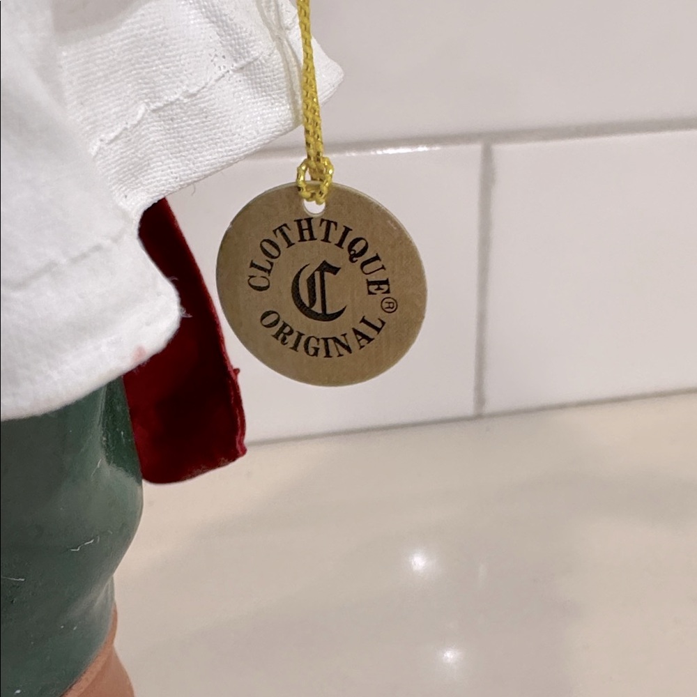 ❤️🎄 DEPT 56 | Clothtique Possible Dreams Collectible Santa |12 Days Of Christmas - Picture 7 of 12